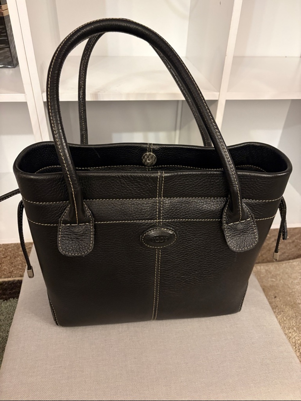 Tod’s Luxury Leather Handbag 👜
